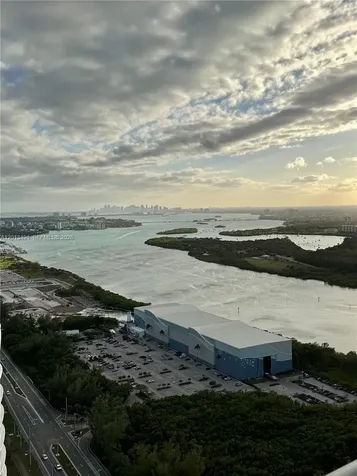 15811 Collins Avenue Sunny Isles Beach FL 33160