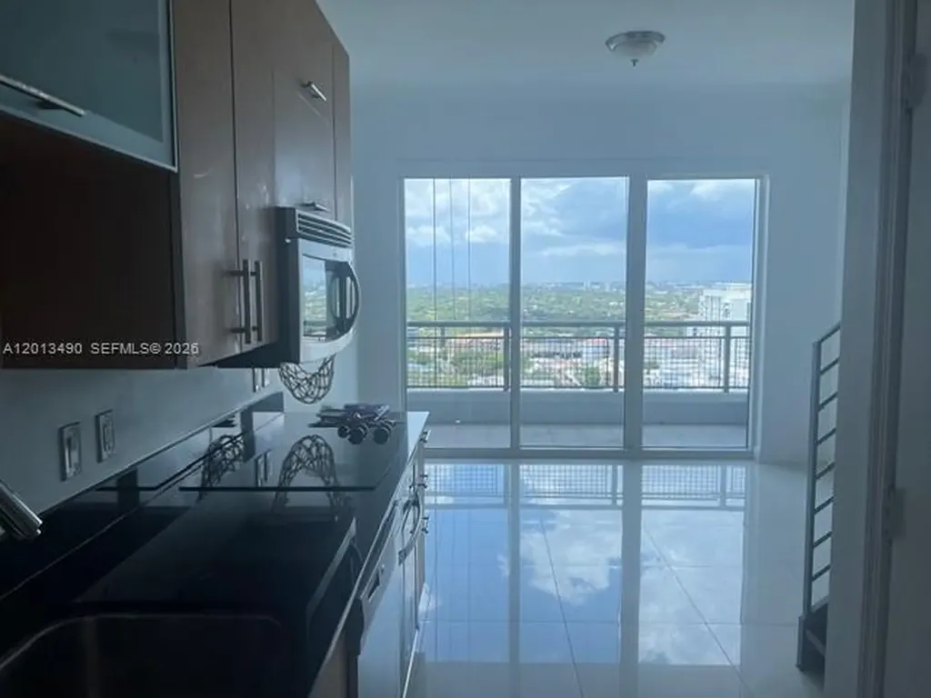 60 SW 13th Street Miami FL 33130
