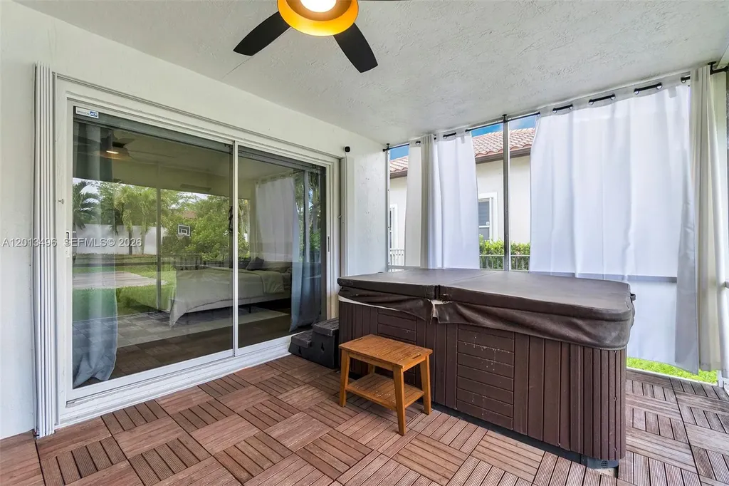 4133 NW 81st Terrace Coral Springs FL 33065