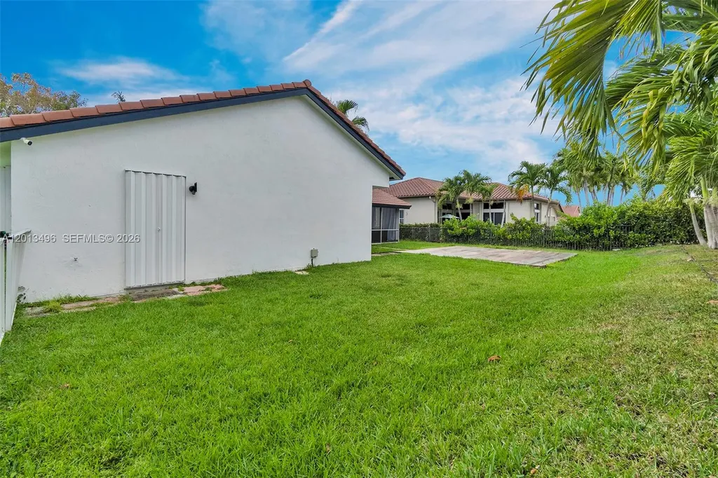 4133 NW 81st Terrace Coral Springs FL 33065