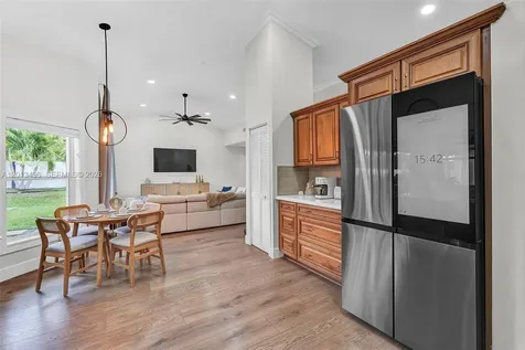 4133 NW 81st Terrace Coral Springs FL 33065