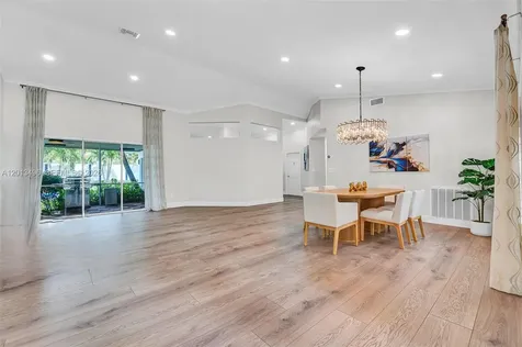 4133 NW 81st Terrace Coral Springs FL 33065