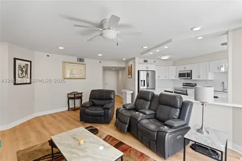 3600 Mystic Pointe Drive Aventura FL 33180