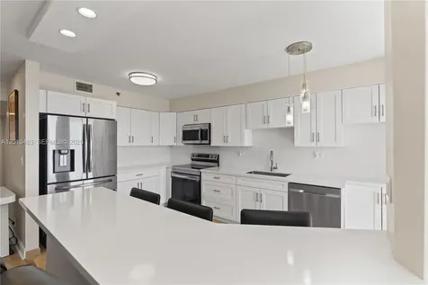 3600 Mystic Pointe Drive Aventura FL 33180