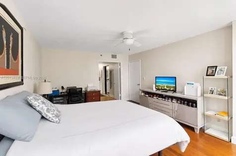 3600 Mystic Pointe Drive Aventura FL 33180