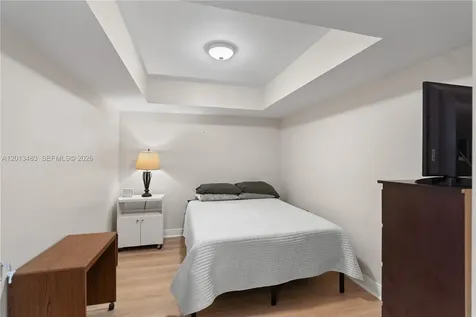 3600 Mystic Pointe Drive Aventura FL 33180