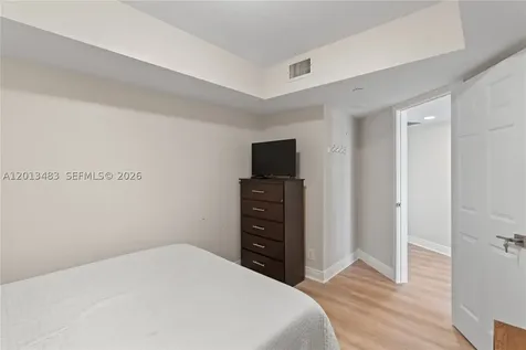 3600 Mystic Pointe Drive Aventura FL 33180