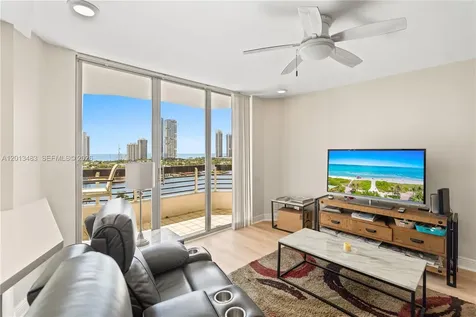 3600 Mystic Pointe Drive Aventura FL 33180
