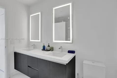 851 NE 1st Avenue Miami FL 33132