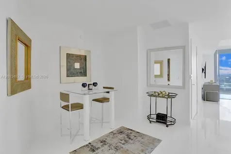 851 NE 1st Avenue Miami FL 33132