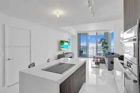 851 NE 1st Avenue Miami FL 33132