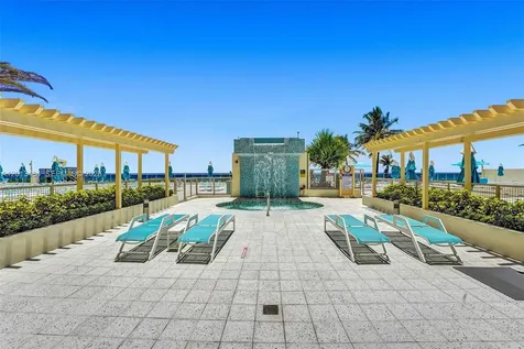 2501 S Ocean Drive Hollywood FL 33019