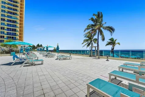 2501 S Ocean Drive Hollywood FL 33019