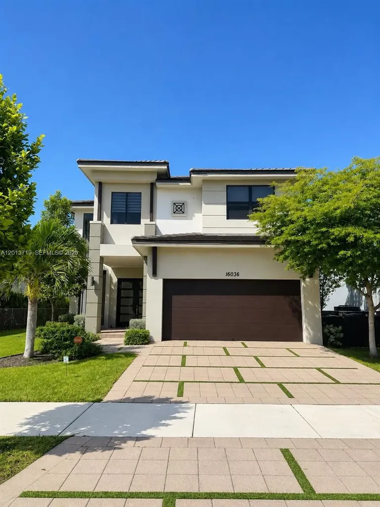 16036 NW 89th Court Miami Lakes FL 33018