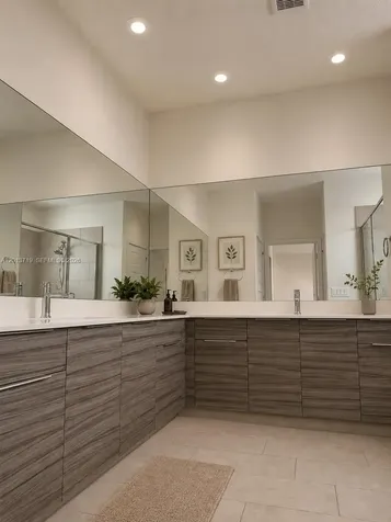 16036 NW 89th Court Miami Lakes FL 33018