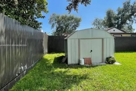 6820 SW 13th Terrace Miami FL 33144
