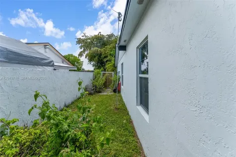 6651 SW 148th Court Miami FL 33193