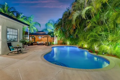 6651 SW 148th Court Miami FL 33193