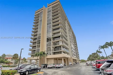 2017 S Ocean Drive Hallandale Beach FL 33009