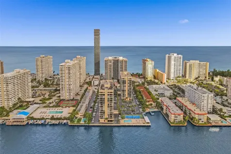 2017 S Ocean Drive Hallandale Beach FL 33009