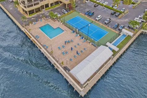 2017 S Ocean Drive Hallandale Beach FL 33009