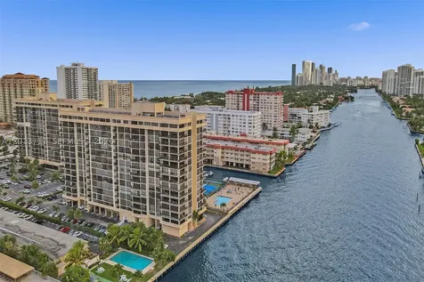 2017 S Ocean Drive Hallandale Beach FL 33009