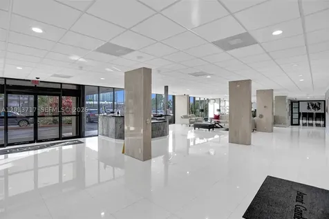 2017 S Ocean Drive Hallandale Beach FL 33009