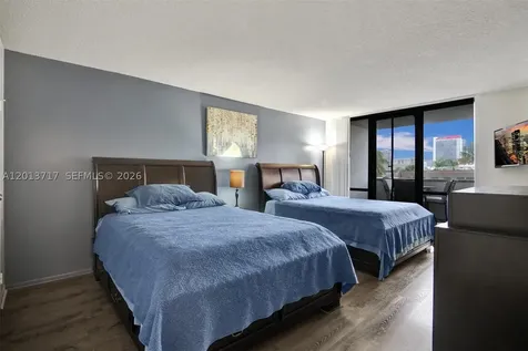 2017 S Ocean Drive Hallandale Beach FL 33009