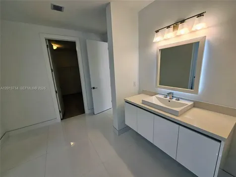 10289 NW 75th Terrace Doral FL 33178