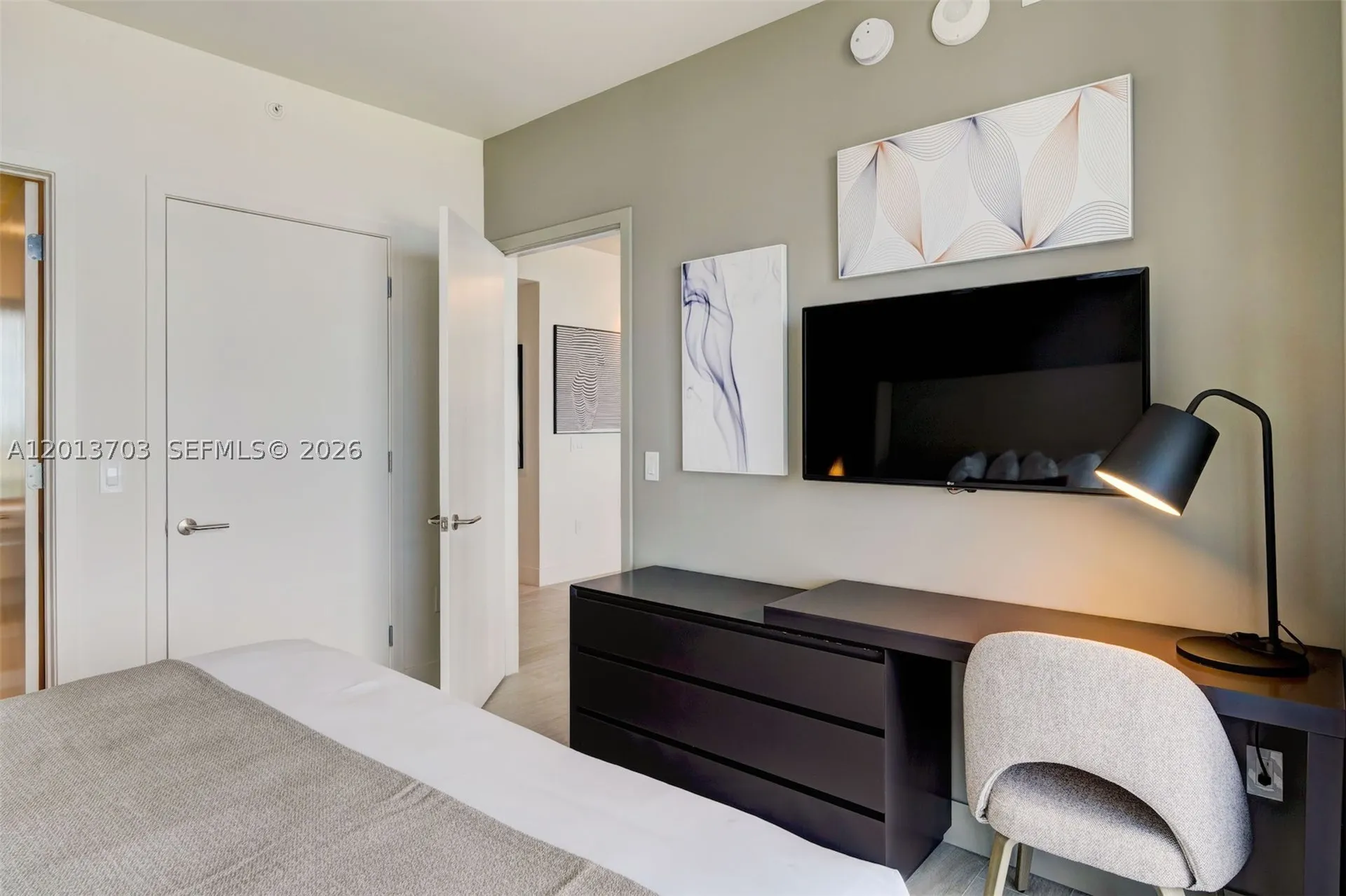 4010 S Ocean Drive Hollywood FL 33019