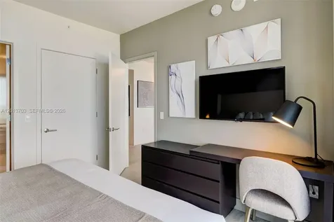 4010 S Ocean Drive Hollywood FL 33019