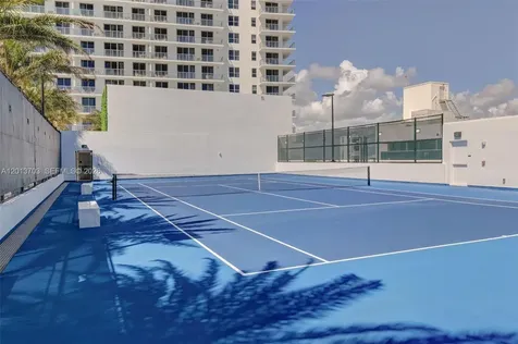 4010 S Ocean Drive Hollywood FL 33019