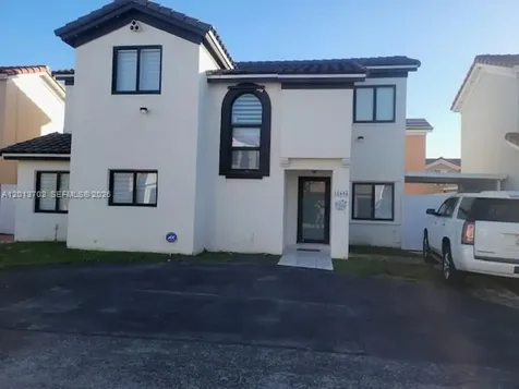 12686 NW 11th Street Miami FL 33182