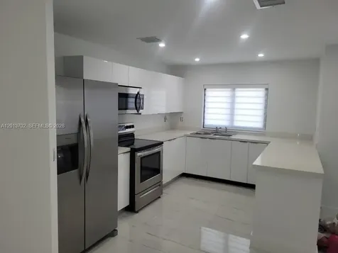 12686 NW 11th Street Miami FL 33182