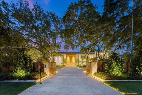 6701 SW 101st Street Pinecrest FL 33156