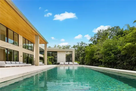 6701 SW 101st Street Pinecrest FL 33156