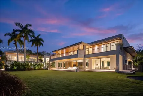 6701 SW 101st Street Pinecrest FL 33156