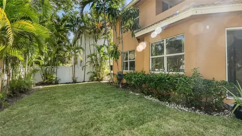 1940 S Blue Water Terrace S Lauderdale By The Sea FL 33062