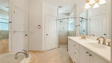 1940 S Blue Water Terrace S Lauderdale By The Sea FL 33062