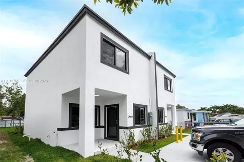 2969 NW 59 Street Miami FL 33142