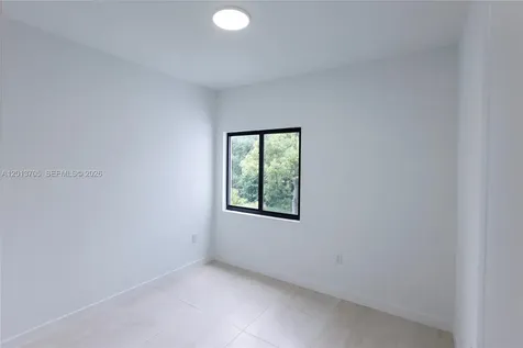 2969 NW 59 Street Miami FL 33142
