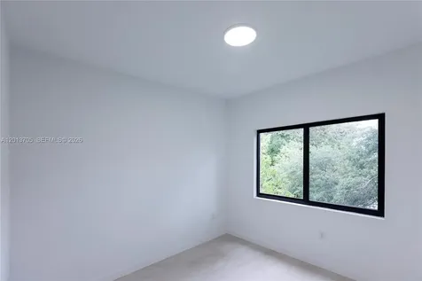 2969 NW 59 Street Miami FL 33142