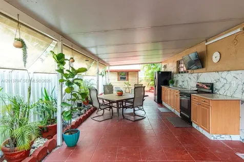 7411 W 33rd Avenue Hialeah FL 33018