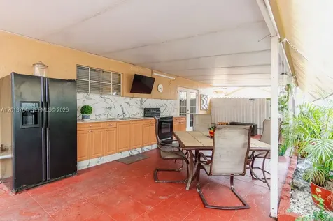 7411 W 33rd Avenue Hialeah FL 33018