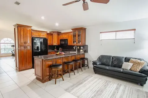 7411 W 33rd Avenue Hialeah FL 33018