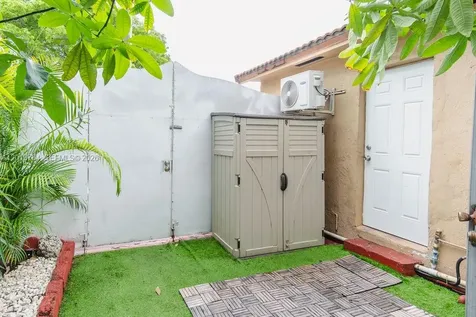 7411 W 33rd Avenue Hialeah FL 33018