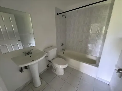 209 NE 141st Street Miami FL 33161