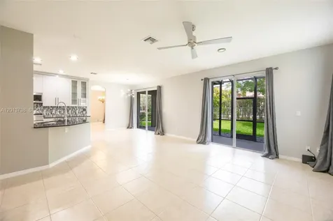 4207 W Whitewater Avenue Weston FL 33332