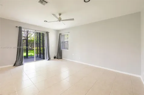 4207 W Whitewater Avenue Weston FL 33332