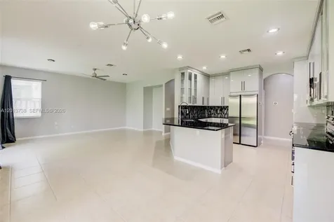 4207 W Whitewater Avenue Weston FL 33332